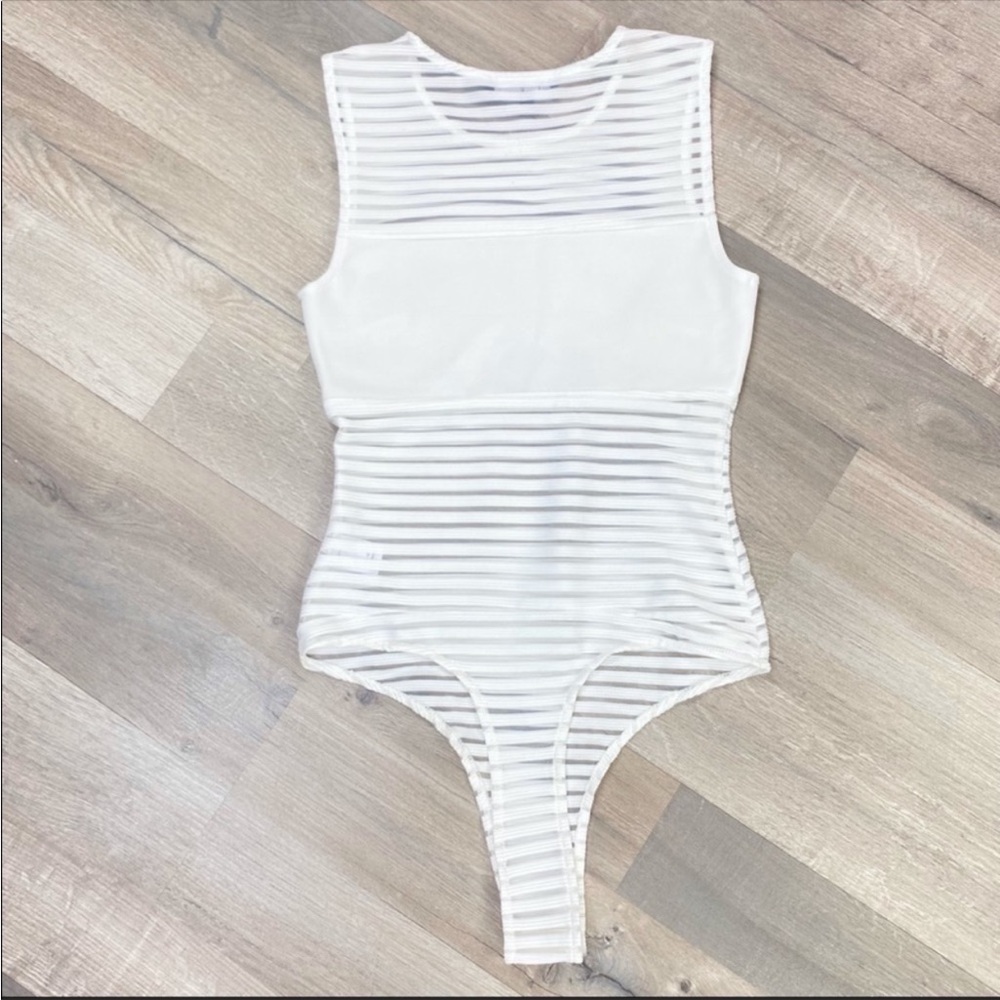 Lulus Sheer & Stripes Illusion Sleeveless Bodysuit Monochrome White Small - Picture 2 of 8